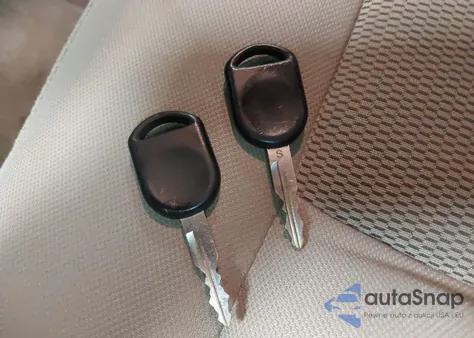 2005 Ford F-150 Xlt from USA, damaged, VIN 1FTRW12WX5KF04385